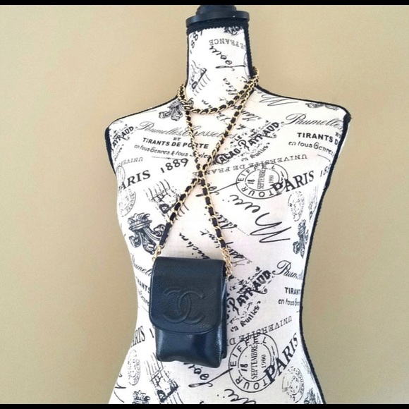 Chanel Timeless Mini Pouch Camera Bag - Picture 4 of 8